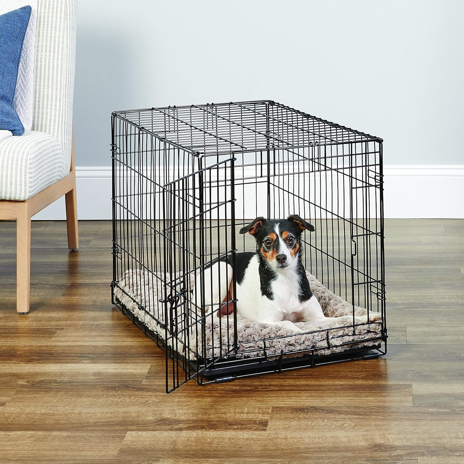 New World Single Door Dog Crate - 30 Inch, Enhanced, Leak-Proof Pan, Patented Features