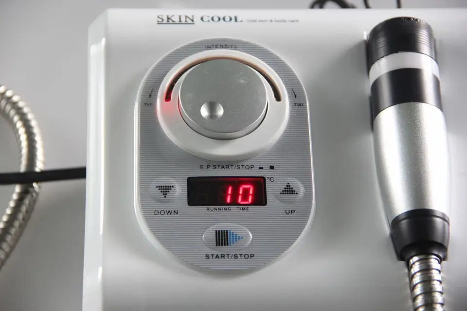 A Skin Tightening Hot And Cold Cryo Therapy Skin Cool Facial Anti-age Machine On Sale