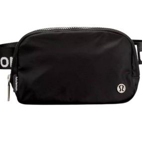 Lululemon Everywhere Belt Bag 1L (Black/White)