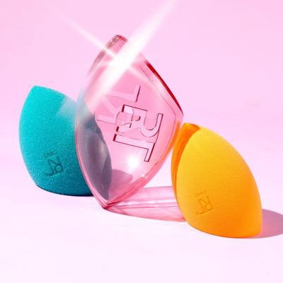 Real Techniques Miracle Complexion Sponge, Makeup Blender for Liquid and Cream Foundation, Full Coverage, Streak-Free Professional Makeup Tool, Cruelty Free, Vegan, Latex Free, 4 Count