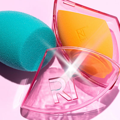 Real Techniques Miracle Complexion Sponge, Makeup Blender for Liquid and Cream Foundation, Full Coverage, Streak-Free Professional Makeup Tool, Cruelty Free, Vegan, Latex Free, 4 Count